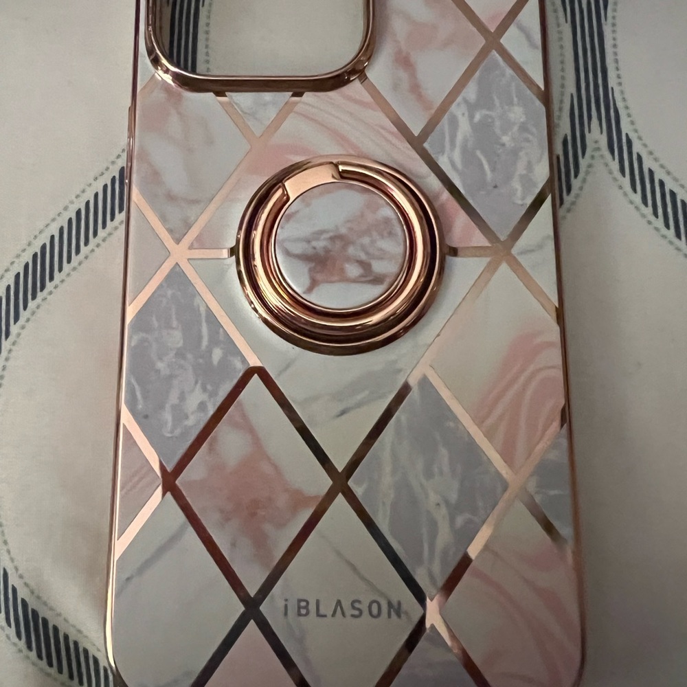 iPhone marble with thumb key ring iPhone 13 Pro